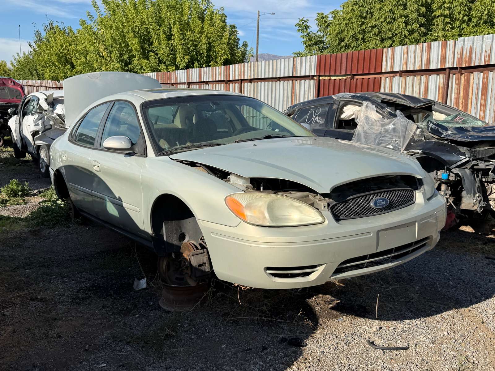 2005 Taurus