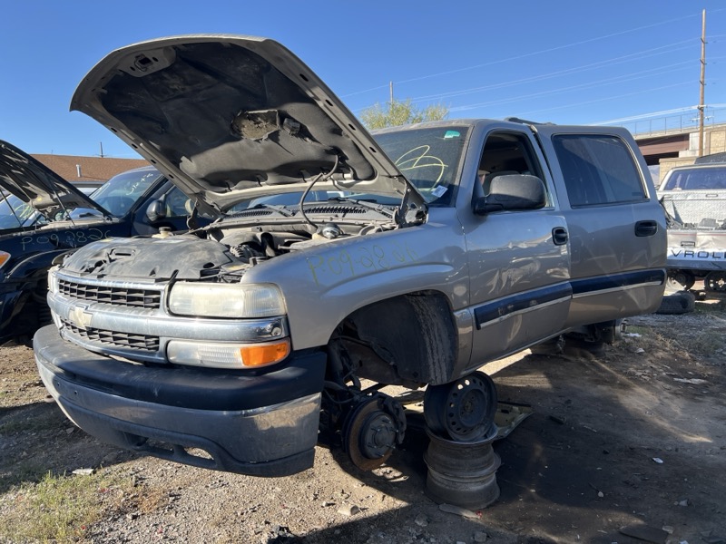 2001 Suburban